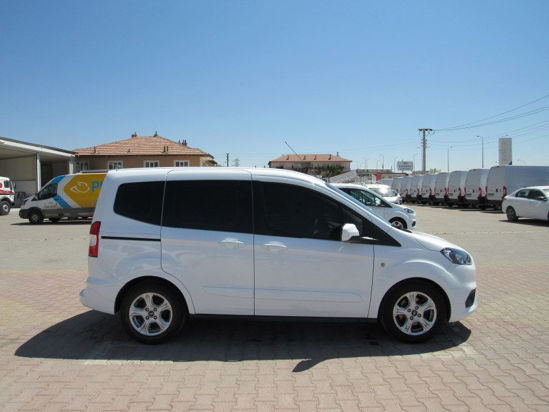 2022 TOURNEO COURİER 1.5TDCI DELUXE 100HP