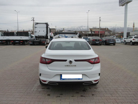 2022 RENAULT MEGANE 1.3 TCE JOY 140 Hp EDC