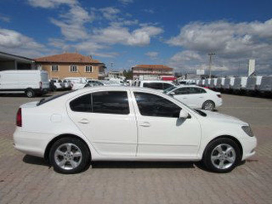 2011 MODEL SKODA OCTAVIA 1.6 TDI ELEGANCE DSG