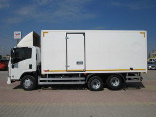 2018 ISUZU NPR 3D 10 TEKER KAPALI KASA KAMYON