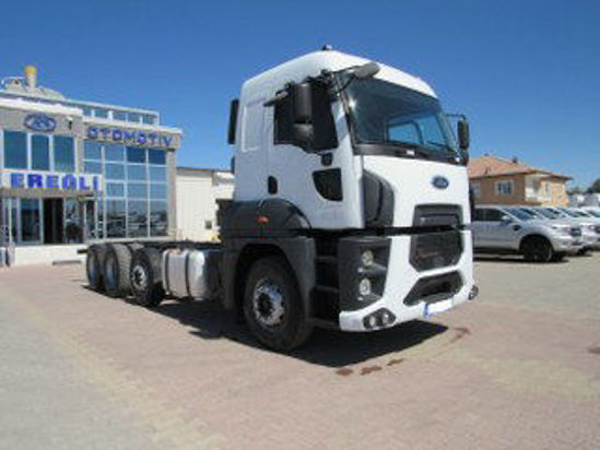 FORD 3233 S 8X2 ŞASE KAMYON YATAKLI