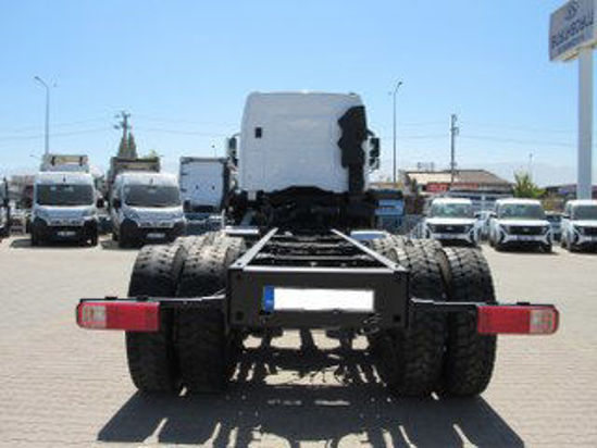 FORD 3233 S 8X2 ŞASE KAMYON YATAKLI