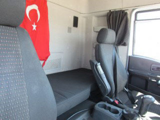 FORD 3233 S 8X2 ŞASE KAMYON YATAKLI