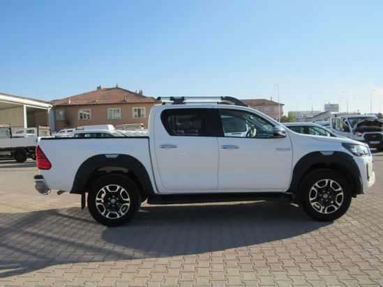 2021 MODEL TOYOTA HILUX 2.4 4X4 ADVENTURE