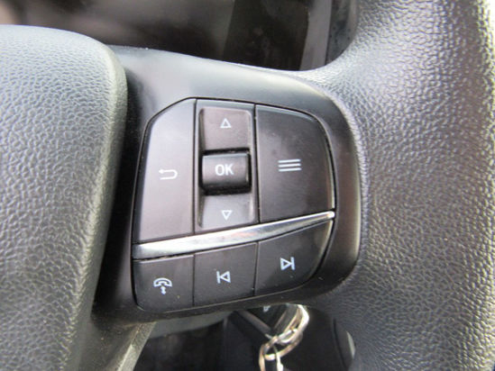 2023 TOURNEO COURIER KOMBİ 1.5 L TREND 100 HP AC