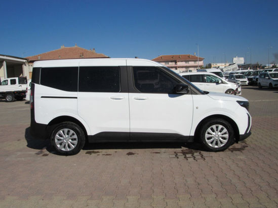 2024 TOURNEO COURİER 1.5 ECOBLUE DELUXE 100 HP