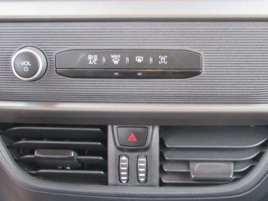 2024 TOURNEO COURİER 1.5 ECOBLUE DELUXE 100 HP