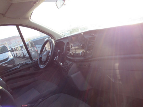 2022 FORD TRANSİT CUSTOM KOMBİ 320 S 5+1 TREND AC