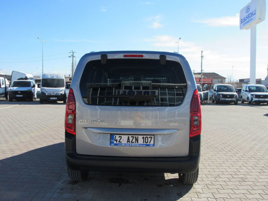 2024 CİTROEN BERLİNGO 1.5 SHINE BOLD EAT8 130 HP