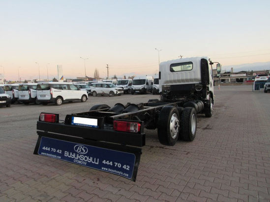 2011 ISUZU NPR 3D 8 TEKER ŞASE KAMYON