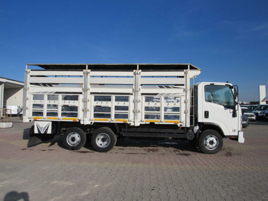 2011 ISUZU NPR 3D 8 TEKER TENTELİ AHŞAP KASA KAMYON