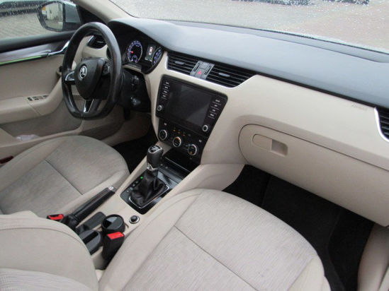 2017 MODEL OCTAVIA 1.6 TDI STYLE CR DSG