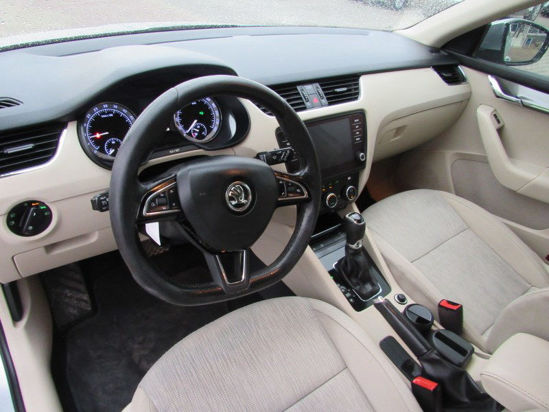 2017 MODEL OCTAVIA 1.6 TDI STYLE CR DSG