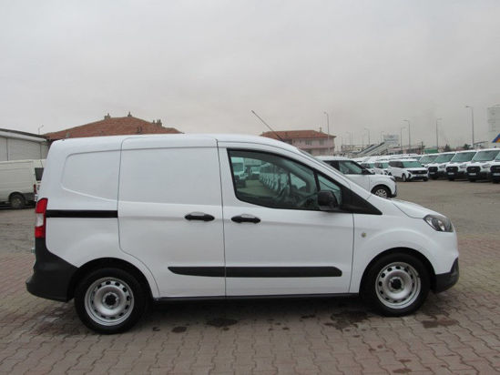 2022 TRANSIT COURIER 1.5 TDCİ KLİMALI PANELVAN