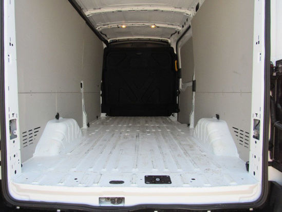 2023 TRANSİT 350 L VAN TREND 11 m3 170 HP AC