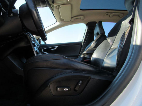 2013 MODEL VOLVO V 40 CROSS COUNTRY CAM TAVAN