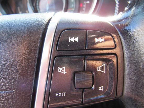 2013 MODEL VOLVO V 40 CROSS COUNTRY CAM TAVAN