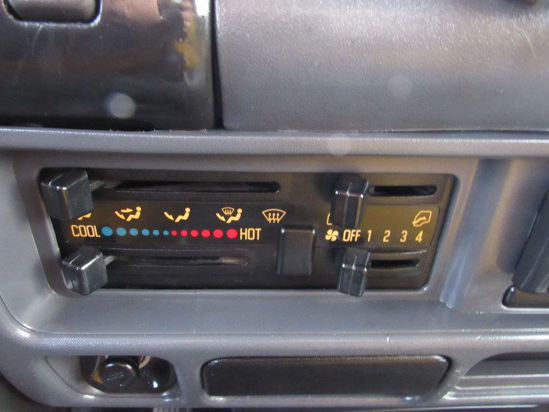 2009 ISUZU NKR LOW DAMPERLİ SAC KASA KAMYONET