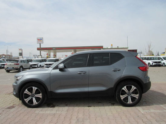 2018 MODEL VOLVO XC40 2.0 D3 MOMENTUM GEARTRONIC