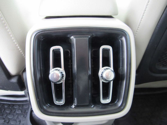 2018 MODEL VOLVO XC40 2.0 D3 MOMENTUM GEARTRONIC