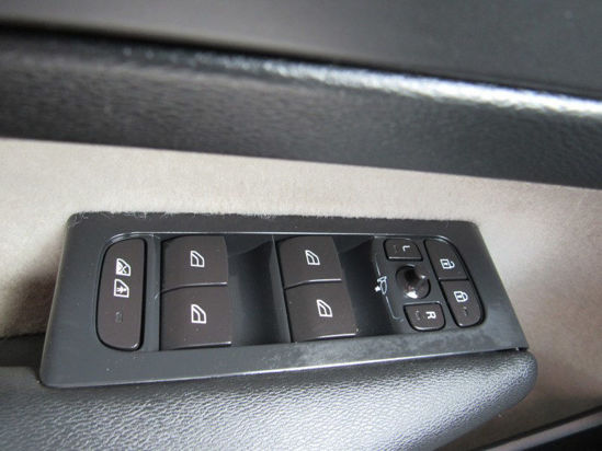 2018 MODEL VOLVO XC40 2.0 D3 MOMENTUM GEARTRONIC