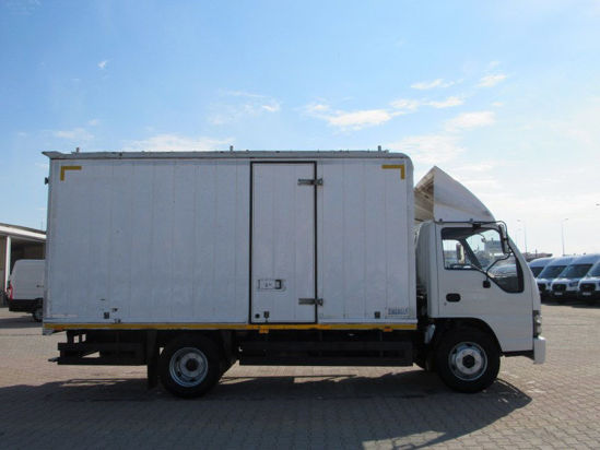 2008 MODEL ISUZU NPR KAPALI SAC KASA KAMYON