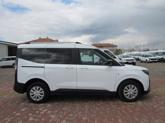 2024 TOURNEO COURİER 1.5 ECOBLUE DELUXE 100 HP