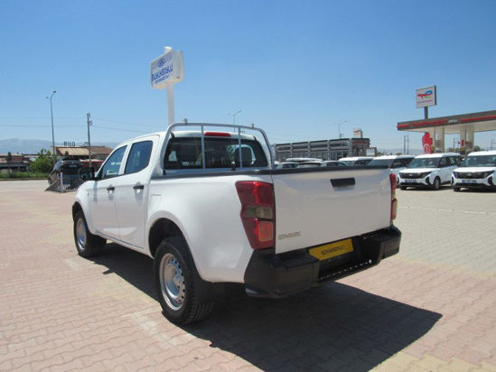 2021 MODEL ISIZU D MAX 1.9D V-GO 4X2 ÇİFTKABİN