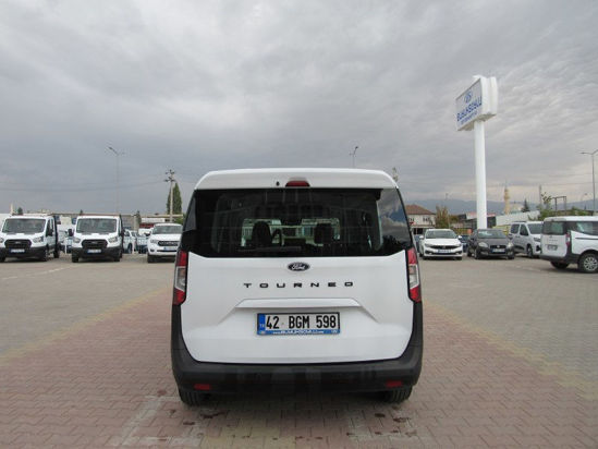2024 TOURNEO COURİER 1.5 ECOBLUE DELUXE 100 HP